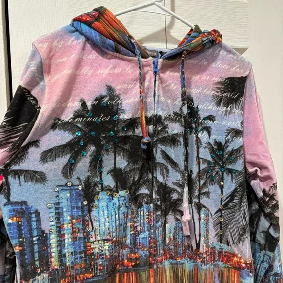 FRENCH POSTCARDS Women’s Handcrafted Miami Scene Velvet Zip Up Sweatshirt size M - Picture 2 of 6